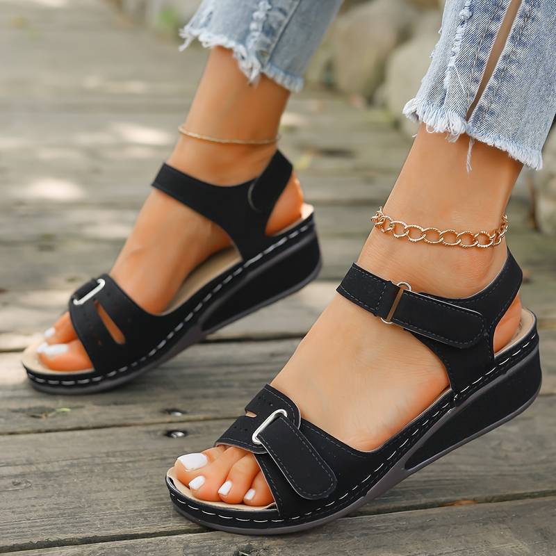 Sandalo versatile d'eccellenza - Elegantiee